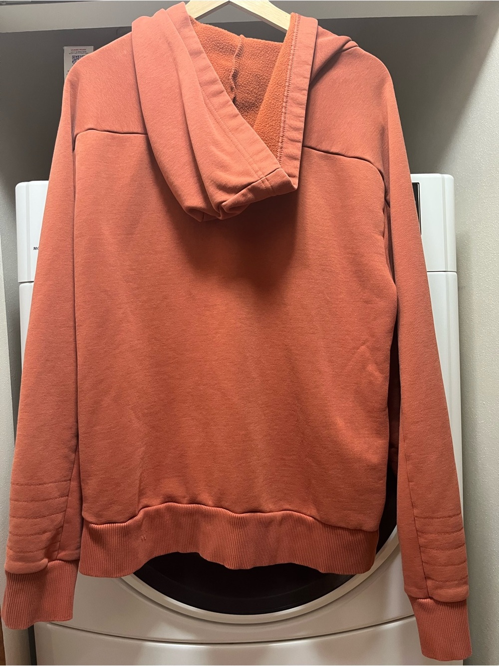 Pact Organic Burnt Orange Hoodie Size Large *flawed* - Picture 4 of 6